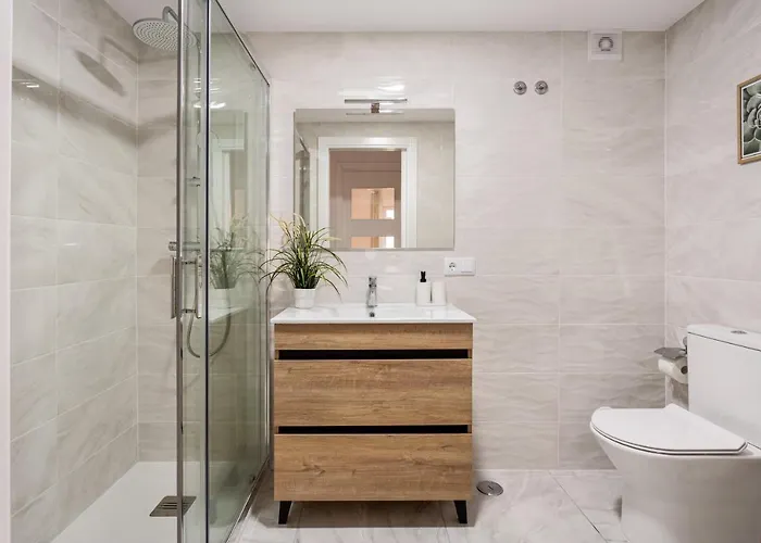 Vibes - Monsanto House Lisbona