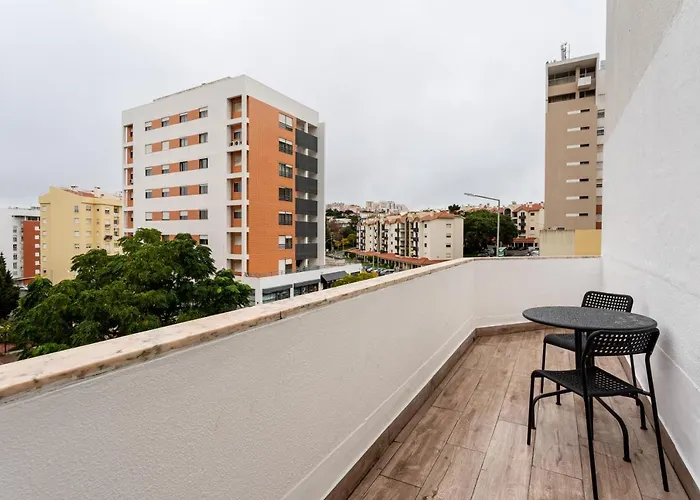 Vibes - Monsanto House *