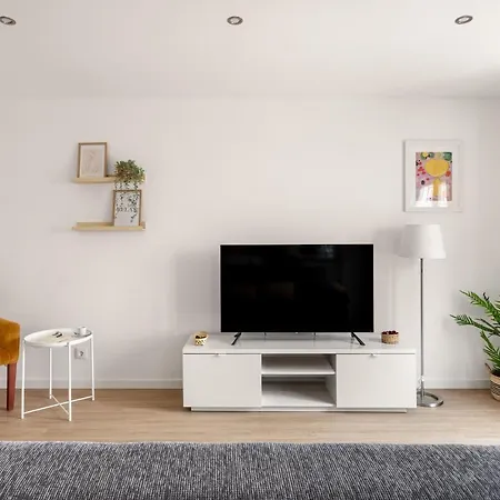 Vibes - Monsanto House Apartmán