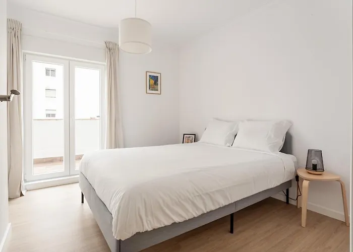 Vibes - Monsanto House Apartmán